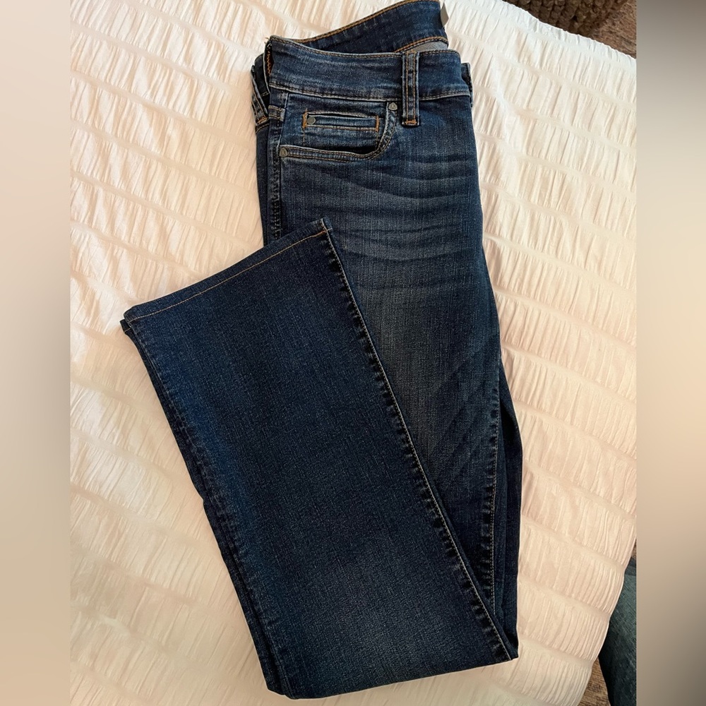 Kut women’s jeans, size 8 bootcut denim